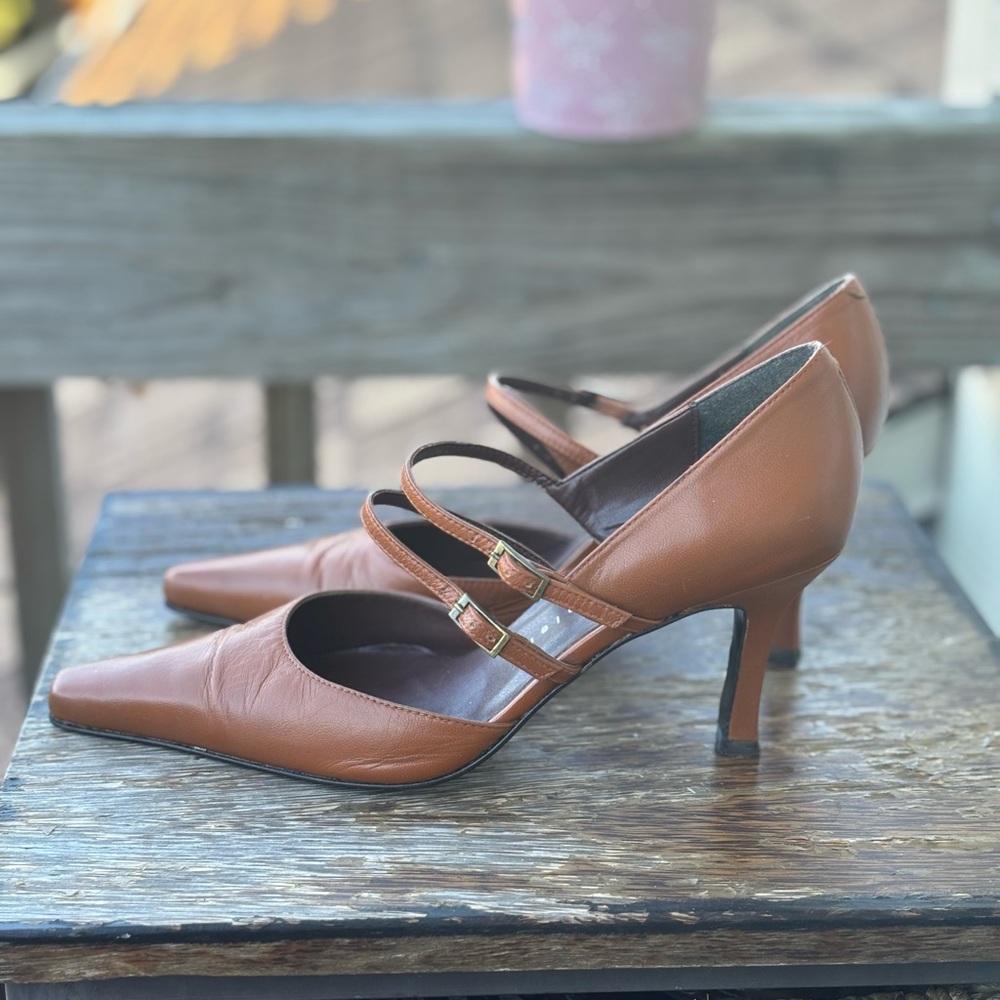 Martinez Valero Tan Pointed-Toe Double Strap Mary Jane Pumps Size 6.5M